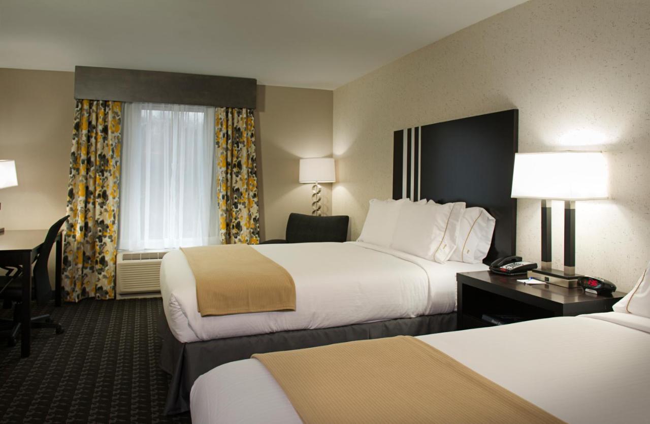 Holiday Inn Express And Suites Madison Central By Ihg Екстериор снимка