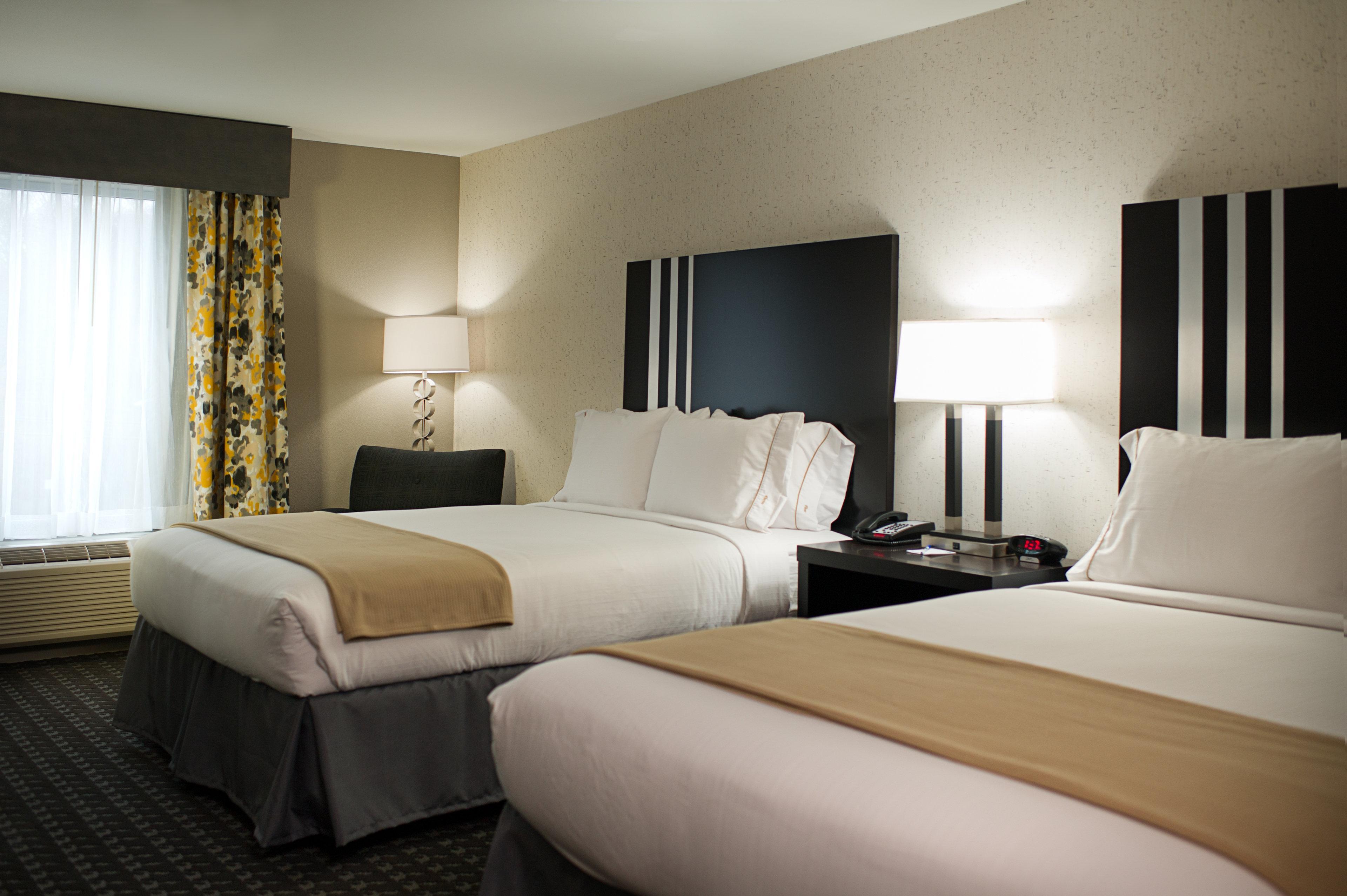 Holiday Inn Express And Suites Madison Central By Ihg Екстериор снимка