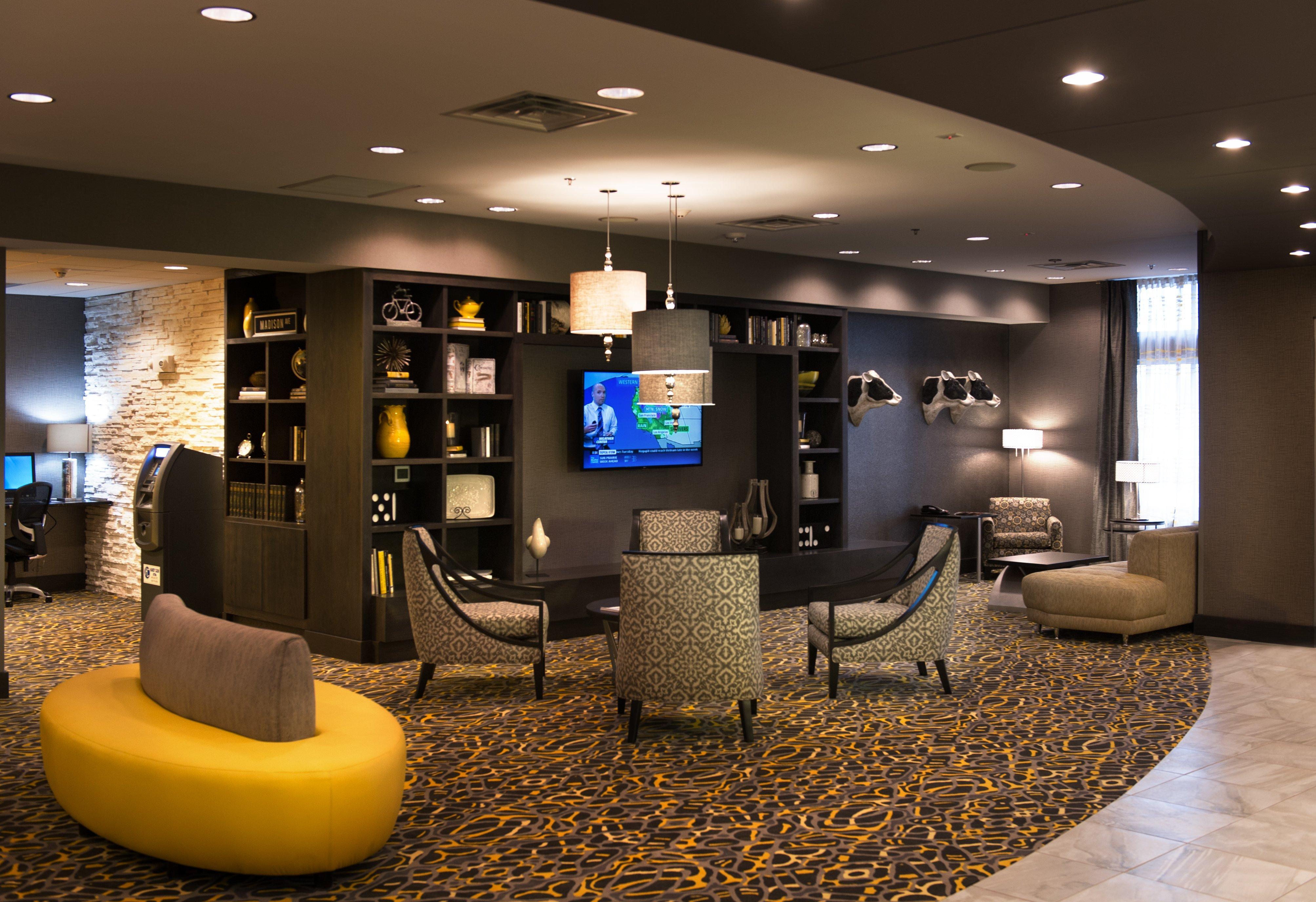 Holiday Inn Express And Suites Madison Central By Ihg Екстериор снимка