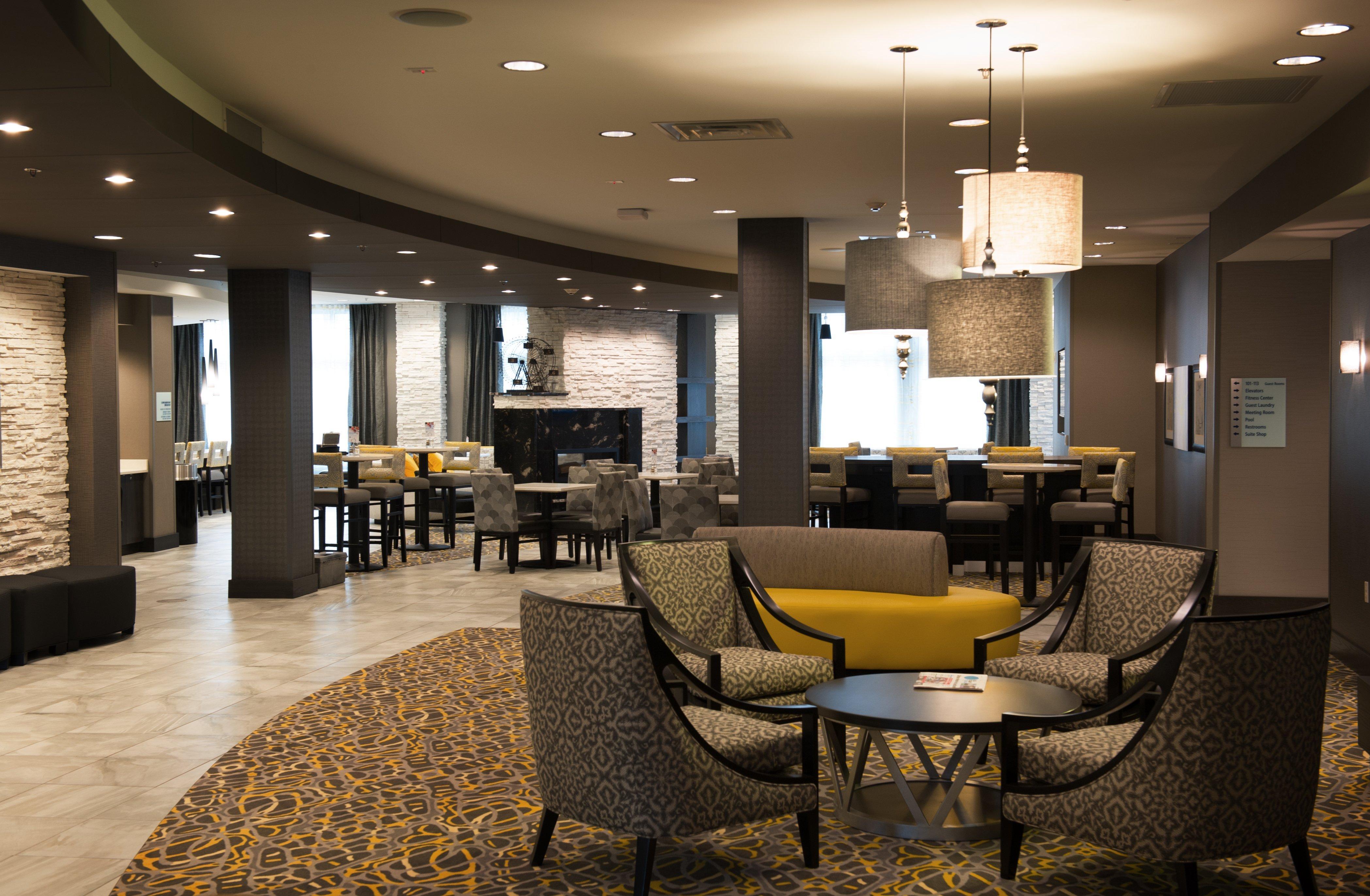 Holiday Inn Express And Suites Madison Central By Ihg Екстериор снимка